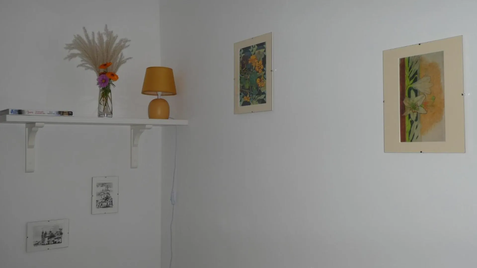 Studio Yellow Dragon Krakow Apartment